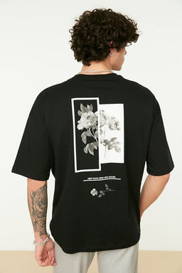 Siyah Oversize/Geni_ Kesim Bisiklet Yaka S_rt Bask_l_ %100 Pamuk K_sa Kollu T-Shirt TMNSS21TS1223