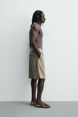 BERMUDA RELAXED FIT PLIEGUES CINTUR?N / Negro - Zara фото 4