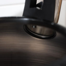 Чайник со свистком Доляна «Рио», 2.8 л, чёрный