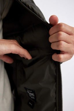 Облегающее водоотталкивающее пальто с капюшоном - Defacto фото 5