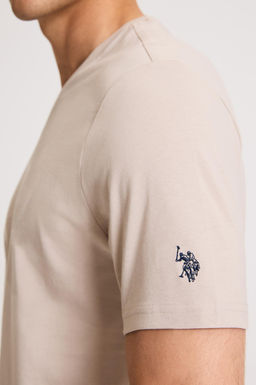 Erkek Regular Fit V Yaka Ta_ Basic Ti__rt