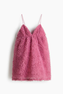 Vestido de malla con volantes