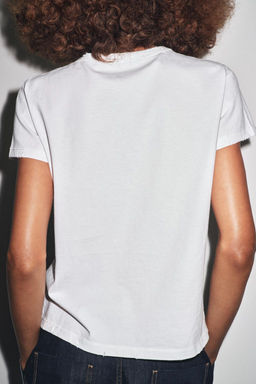 REGULAR RIPPED T-SHIRT - Zara фото 5