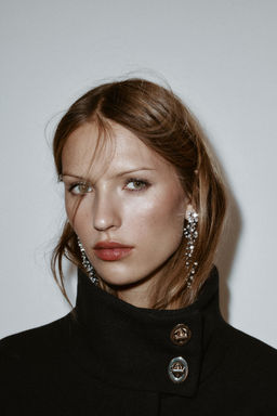 SHORT WOOL COAT WITH CAPE SLEEVES AND BELT - Zara фото 4