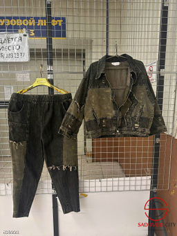 Костюм женский джинсовый