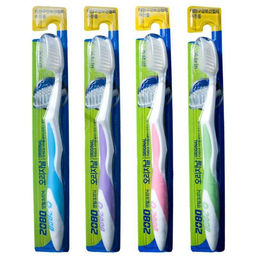 Dental Clinic 2080 Зубная щётка / Original, мягкая, 1 шт. Dental Clinic 2080 Зубная щётка / Original, мягкая, 1 шт.