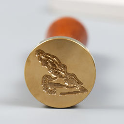 Печать для сургуча с деревянной ручкой «Перо в руке», 9×3×3 см