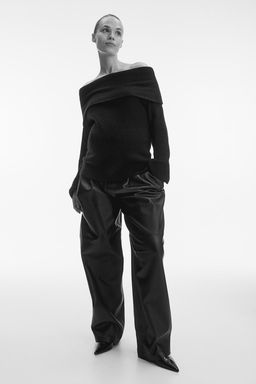 MAMA Jersey off-the-shoulder