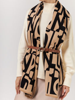 в СОСТАВЕ ШЕРСТЬ и КАШЕМИР Большой, мягкий, теплый однотонный двусторонний палантин.