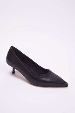 Siyah Sivri Burun Kad?n 4 cm Kitten Topuklu Ayakkab? TAKAW26TO00011