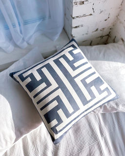 Декоративная наволочка P033