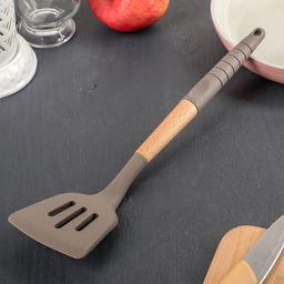 Лопатка с прорезями Доляна Брауни, 327 см, цвет МИКС