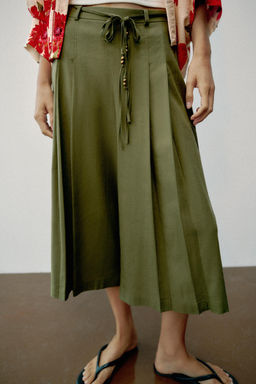 BERMUDA LARGA CINTUR?N ABALORIOS / Khaki - Zara фото 2