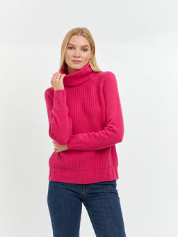 водолазка женская в цвете фуксия с рукавом реглан