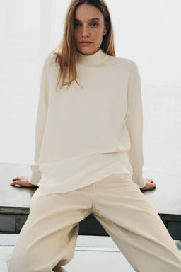 JERSEY PUNTO COMBINADO ASIM?TRICO / Blanco - Zara фото 2