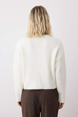 Ekru Genis Kal?p Yumusak Dokulu Basic Triko Kazak TWOAW23KZ00185 - Trendyolmilla фото 4