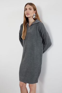 TRENDYOLMILLA Tas Mini Triko Fermuarl? Elbise TWOAW24EL00062  фото 17