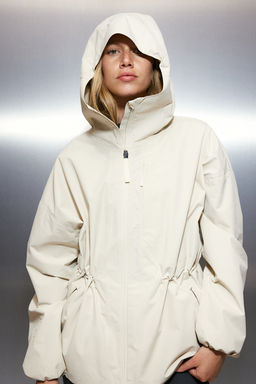 Chubasquero en StormMove