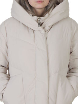 8836 LT. BEIGE Пальто зимнее женское (150 гр. холлофайбер)