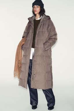 LONG WATER-REPELLENT AND WINDPROOF DOWN PUFFER JACKET WITH HOODIE