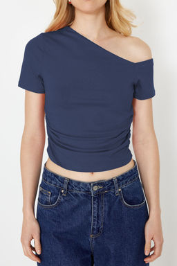 Indigo Buzgulu Asimetrik Yaka Esnek Orme Bluz TWOSS24BZ00073