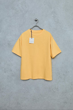 STORIESZ - CAMISETA LISA / Amarillo pastel