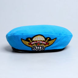 Берет Никто, кроме нас