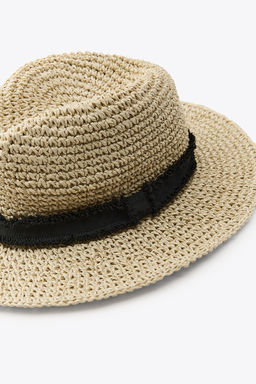 HAT WITH CONTRAST BAND - Zara фото 9