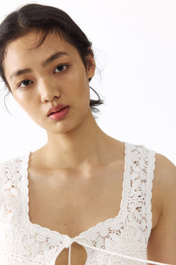 Top en punto pointelle con lazadas - H&m фото 6
