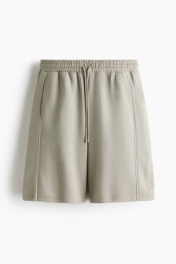 Pantal?n corto de deporte con DryMove Loose Fit