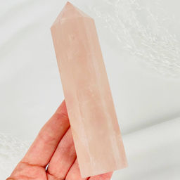 Кристалл из Розового кварца