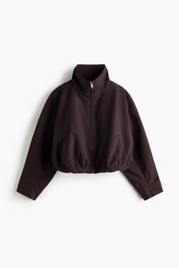 Chaqueta oversize con bajo globo