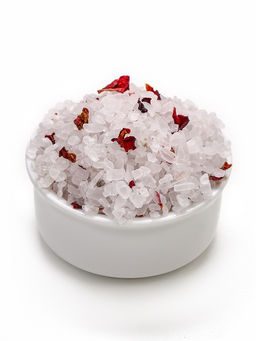 Цена за 2 шт. Соль для ванны «С праздником 8 марта», с лепестками розы, 150 г, Чистое счастье