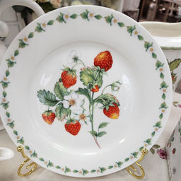Тарелка закусочная Земляничная поляна, 21 см - Anna lafarg emily фото 5