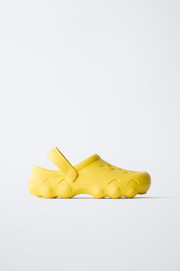 ZUECO DEPORTIVO ENGOMADO / Amarillo