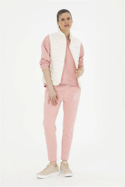 Женские спортивные штаны пудрового цвета Неожиданная скидка в корзине