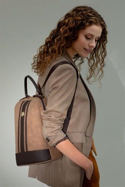 Женский коричневый рюкзак Неожиданная скидка в корзине