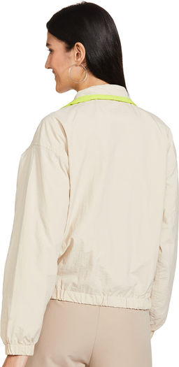 Ветровка женская