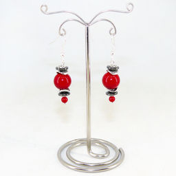 Серьги из коралла диаметр 4-12 мм и гематита диаметр 8 мм - длина 4.5 см