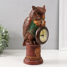 Фигурка-часы настольные полистоун «Филин в зелёном пиджаке на колонне», 15×12.5×32 см