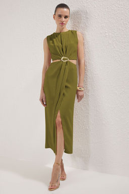 TRENDYOLMILLA Yag Yesili A Kesim Cut Out ve Aksesuar Detayl? Maxi Dokuma Krep Elbise TWOSS25EL00017 фото 36