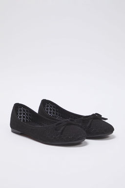 Trendyol Shoes Siyah Fiyonk Detayl? Delikli Ekstra Rahat Badem Burun Kad?n Babet TAKSS25BE00033 - Trendyolmilla фото 9