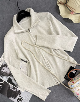 Кофта на молнии