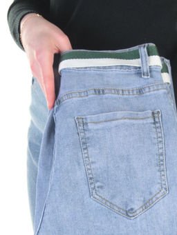 A956 LT. BLUE Джинсы-Мом женские YIYUNFENGCAI - Fashion фото 9