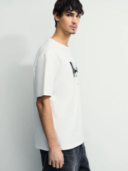 Футболка с нашивкой на груди / Zarina  фото 4