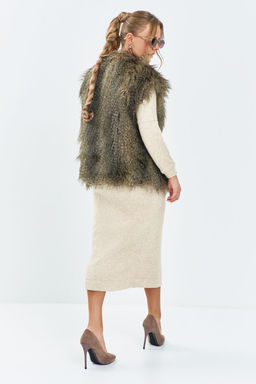 Жилет Euro Moda 656 коричневый мех енота