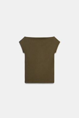 CAMISETA CUELLO BARCO / Khaki