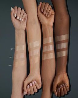 CATRICE Хайлайтер More Than Glow Highlighter, 010 Ultimate Platinum Glaze жемчужный  фото 3