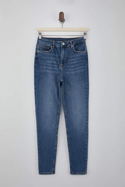 Mavi Yuksek Bel Ekstra Esnek Skinny Vucudu Saran Jeans TWOSS26JE00155
