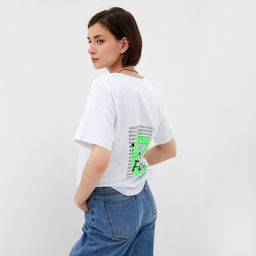 Футболка женская MINAKU Future, цвет белый, размер 52